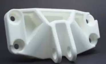 与传统打印方式相比，3D打印机有哪些优势？